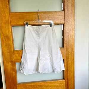 Banana Republic Elegant 100% linen/ lined White Skirt